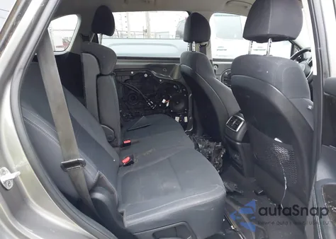 2018 Kia Sorento 2.4L L z USA, uszkodzony, nr VIN 5XYPG4A39JG413461